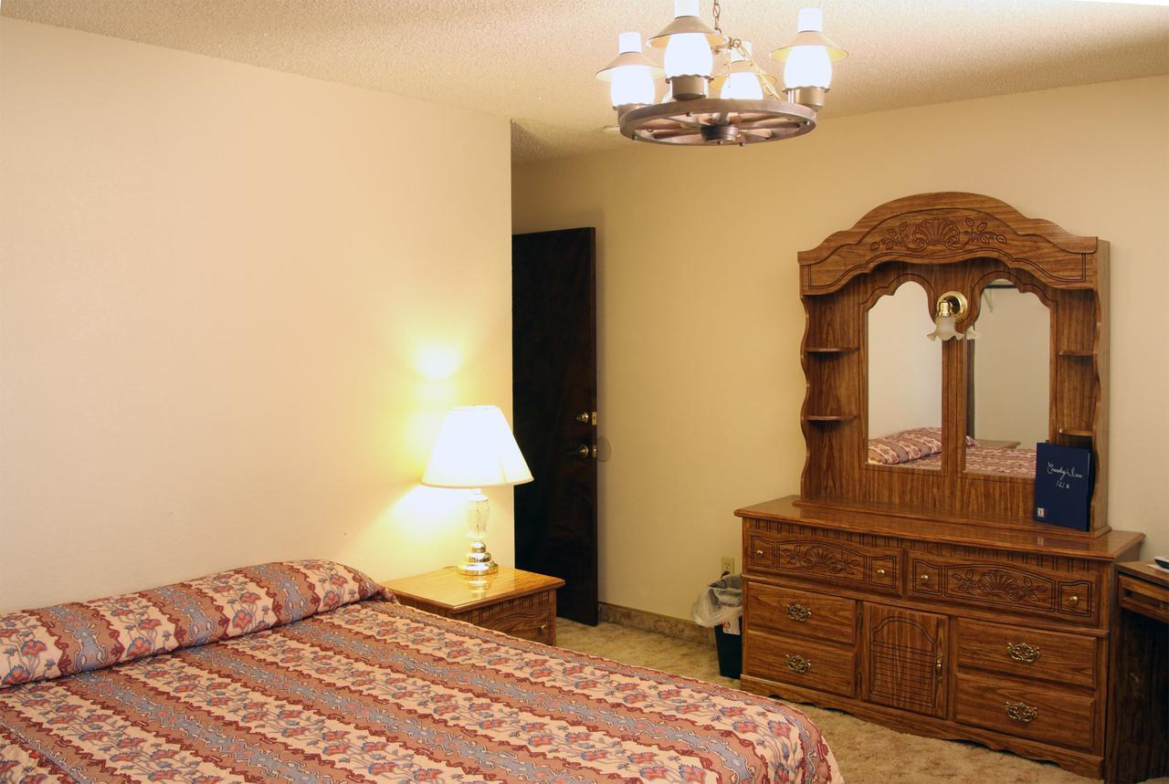 Country Inn Motel Dove Creek Extérieur photo